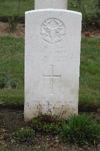 Hanover War Cemetery - De Pree, John Bourlon